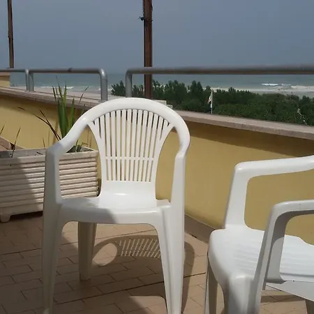 بيت للعطل Casa Rosa Porto SantʼElpidio